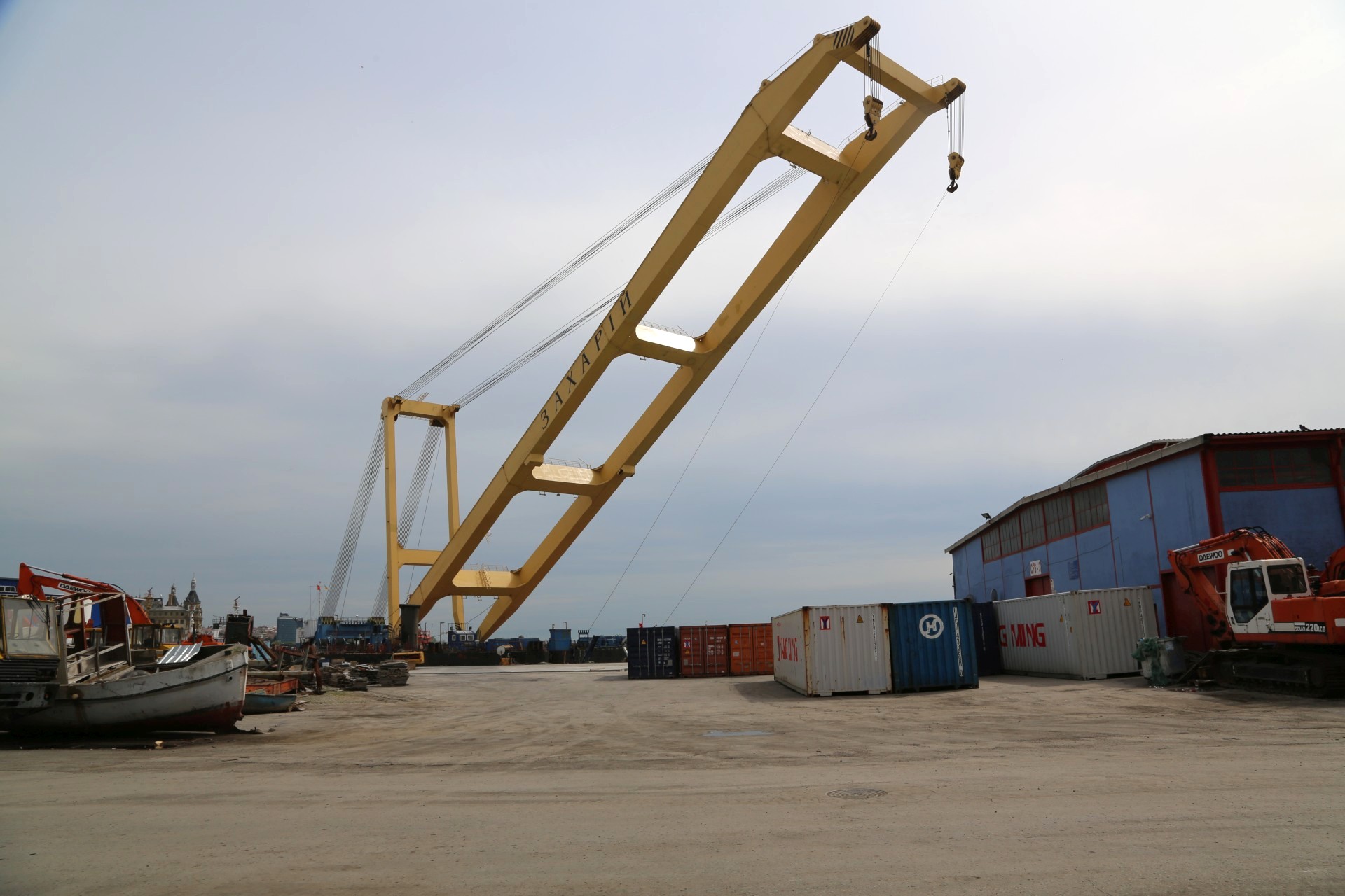 floating-crane-26